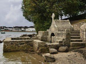 La Fontaine de l'Île St-Cado