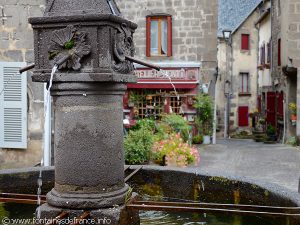 La Fontaine Place du Dr A.Pipet