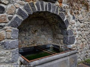 La Fontaine rue de l'Eglise