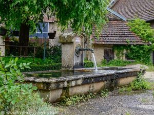 La Fontaine rue du Cdt Guey