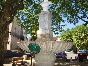 La Fontaine Place de la République
