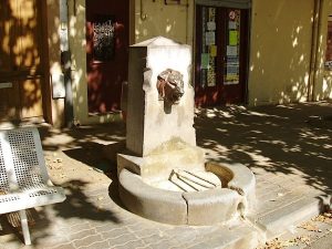 La Fontaine Cours National