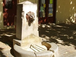 La Fontaine Cours National