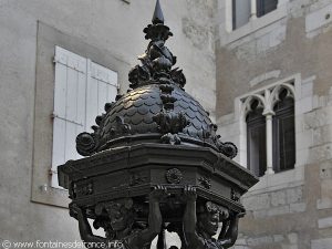 La Fontaine rue du Serment