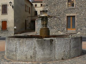 La Fontaine Place de la Vigne