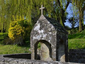 La Fontaine de la Chapelle de la Trinité