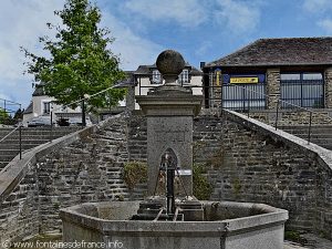 La Fontaine Place des Halles