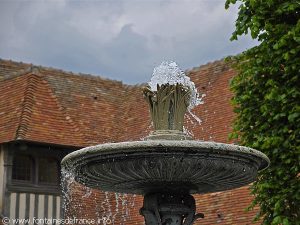 La Fontaine Place du Tribunal