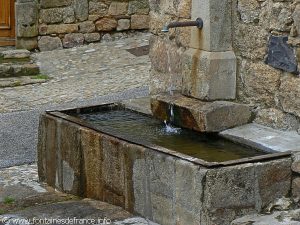 La Fontaine de l'Entressac