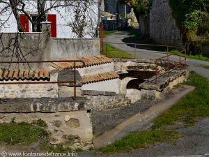 La Fontaine-Lavoir du Royou
