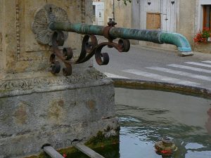 La Fontaine Grande Rue