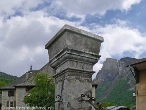 La Fontaine Place du Vieux Tilleul