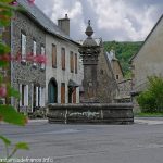 La Fontaine Place du Village