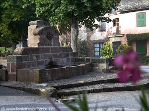 La Fontaine Place de l'Eglise