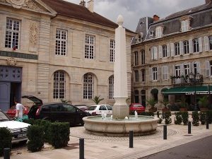 La Fontaine Place du Palais de Justice