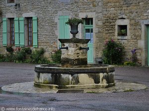 La Fontaine du Hameau de Géligny