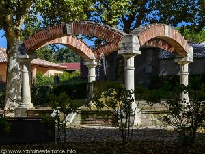 La Fontaine Place de la Fontaine