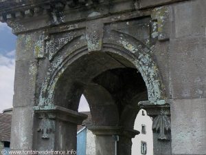 La Fontaine Place de l'Ancienne Mairie