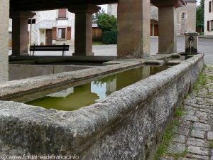 La Fontaine du Lavoir Place du Marais