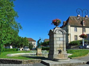La Fontaine Place de la République