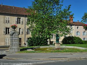 La Fontaine Place de la République