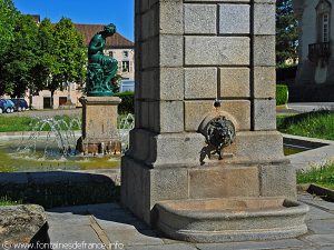 La Fontaine Place de la République