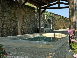 La Fontaine et le Lavoir