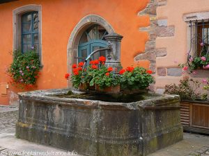 La Fontaine rue des Vignerons