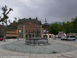 La Fontaine Place de l'Hôtel de Ville