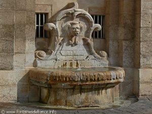 Les Fontaines de l'Hôtel de Ville