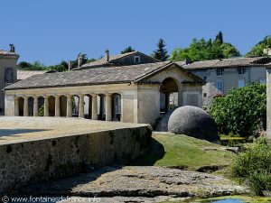 La Fontaine aux Ânes et le Lavoir