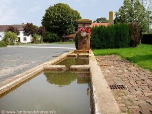 La Fontaine rue de l'Eglise