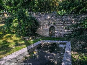 La Fontaine des Laides