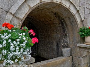 La Fontaine rue de la Fontaine