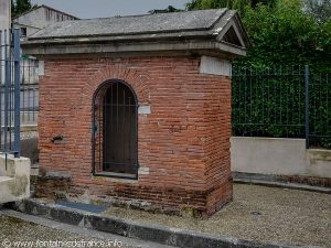 La Fontaine et le Lavoir