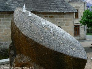 La Fontaine Place de l'Eglise