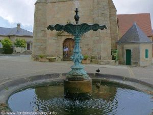 La Fontaine Place de l'Eglise
