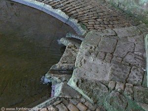 La Fontaine Lavoir de Villiers