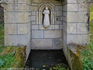 La Fontaine St-Rivalain
