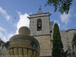 La Fontaine Square de l'Eglise