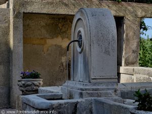 La Fontaine rue Porte Major