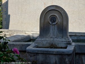 La Fontaine rue Porte Major