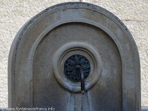 La Fontaine rue Porte Major