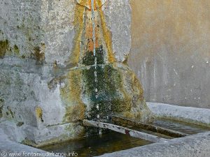 La Fontaine Place A.Reynaud