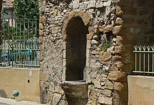 La Fontaine Porte Neuve