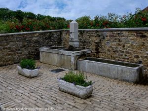 La Fontaine rue de l'Eglise
