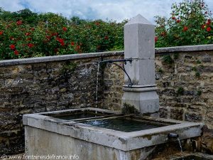 La Fontaine rue de l'Eglise