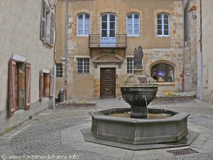 La Fontaine Place de la Fontaine