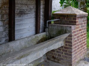La Fontaine Lavoir rue des Sources
