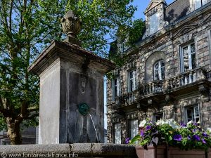 La Fontaine rue de Paris